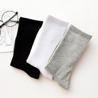 Grey Crew Socks (3pairs in a pack)